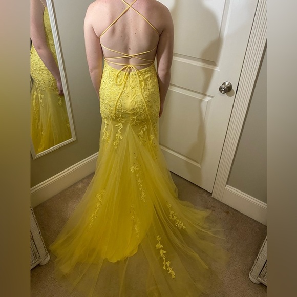 Yellow Prom Dress Size 6 - Picture 6 of 6
